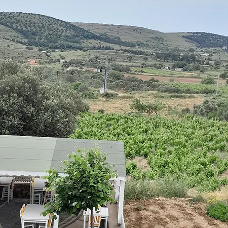 Elvin Hotel Bozcaada